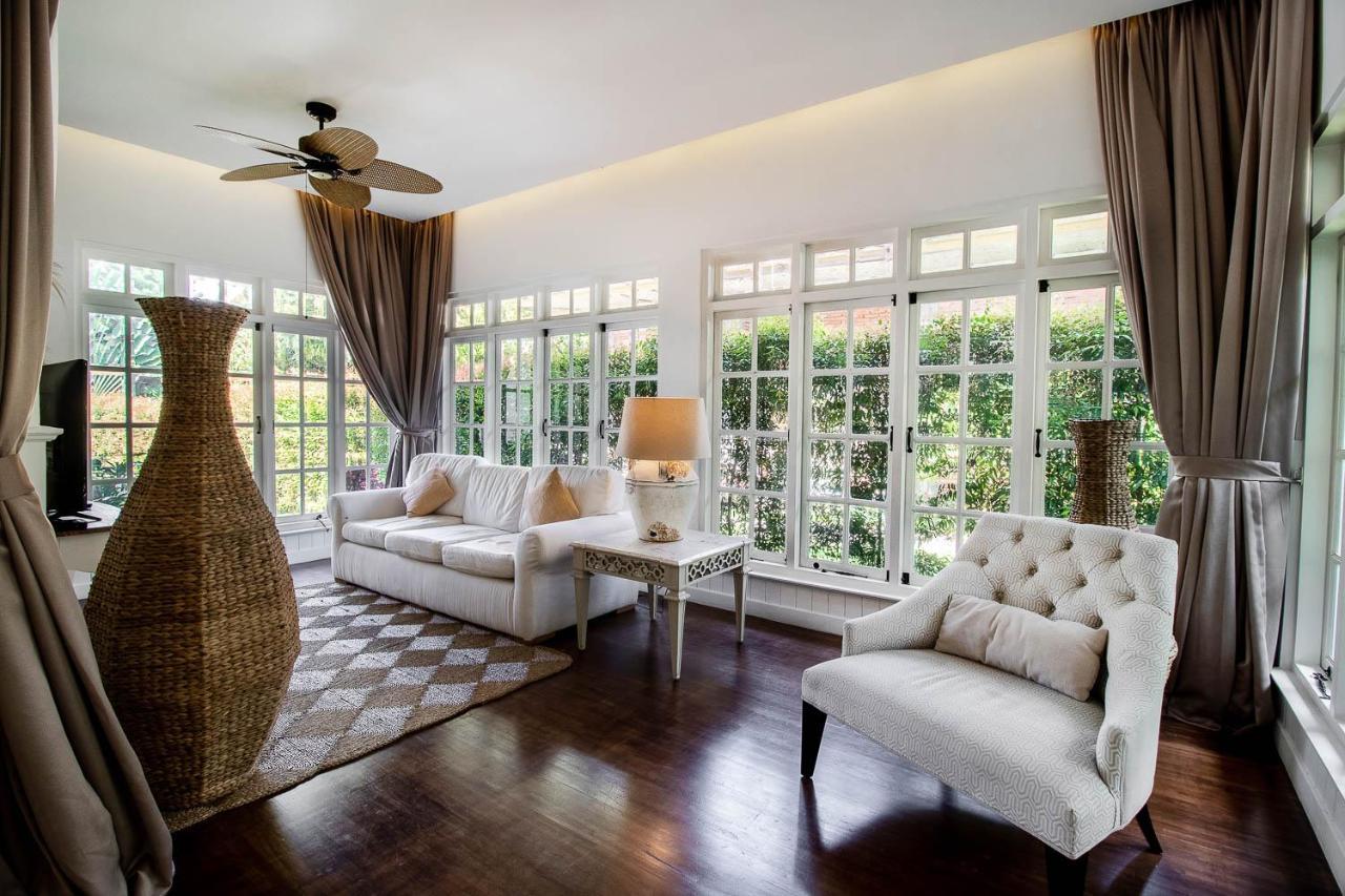 Villa Symphony White By Balisuperhost อูบุด ภายนอก รูปภาพ